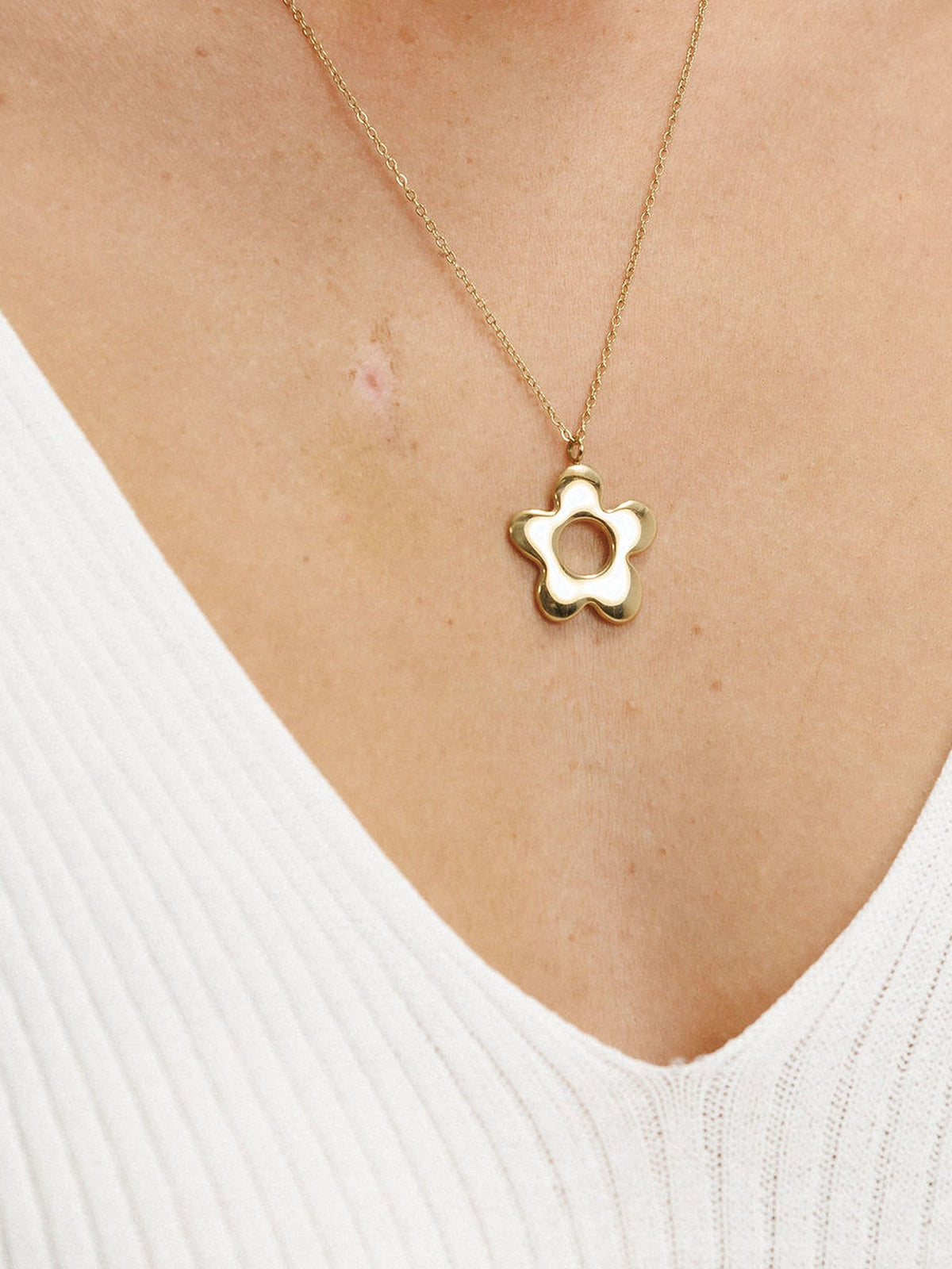 KAT NECKLACE - Gold