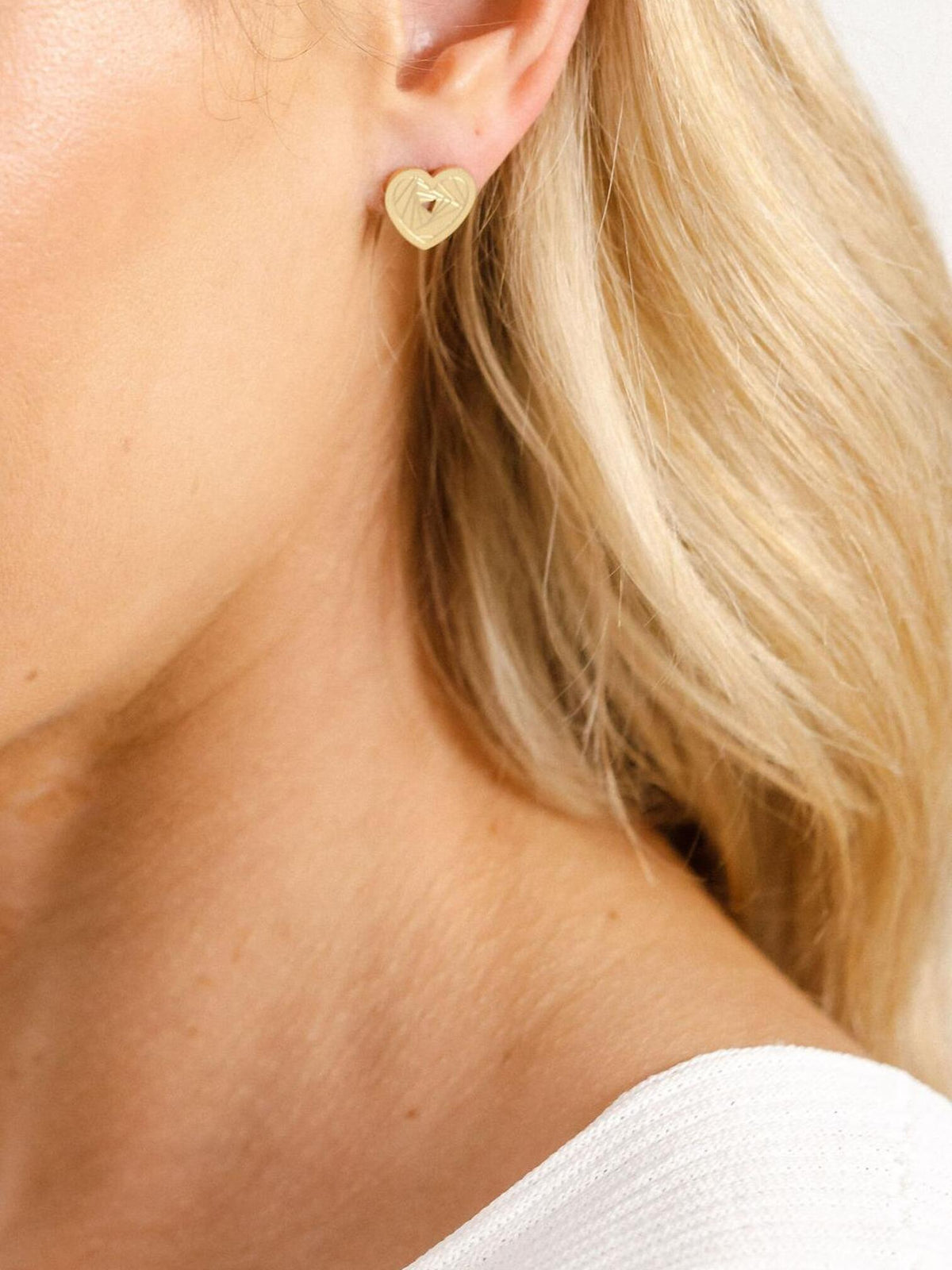 CUPID EARRINGS - Gold
