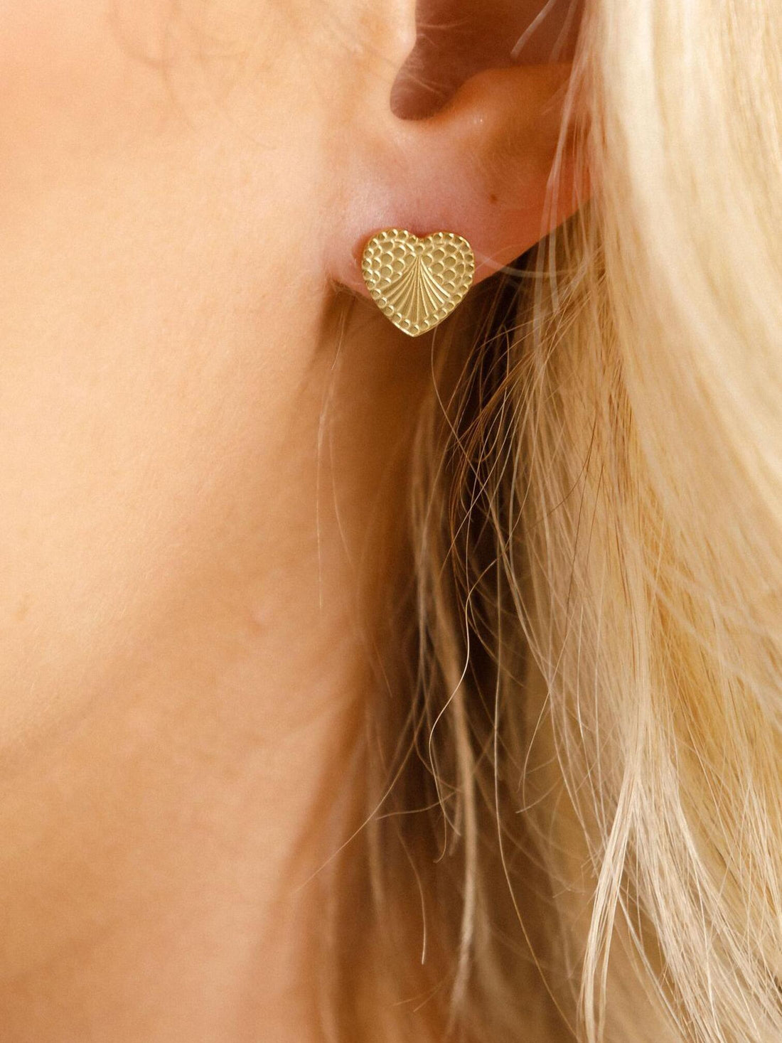LULU EARRINGS - Gold