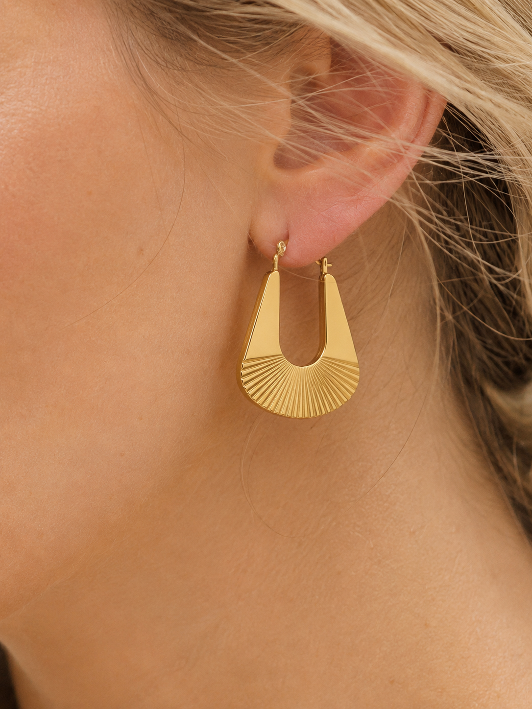 SUNNY EARRINGS - Gold